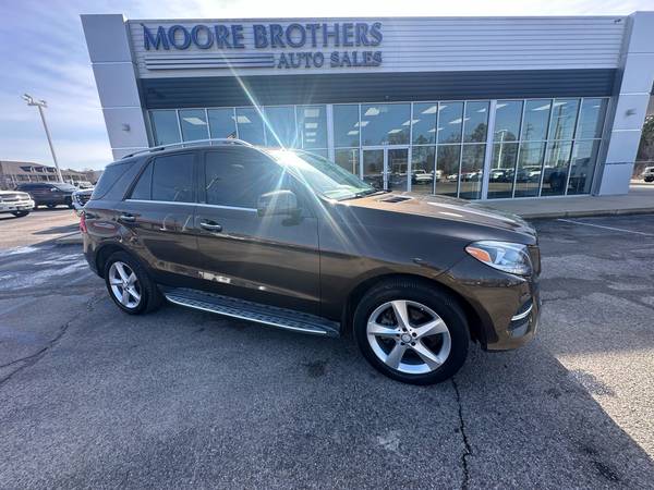 Mercedes-Benz GLE-Class with VIN: 4JGDA5HB9GA804296
