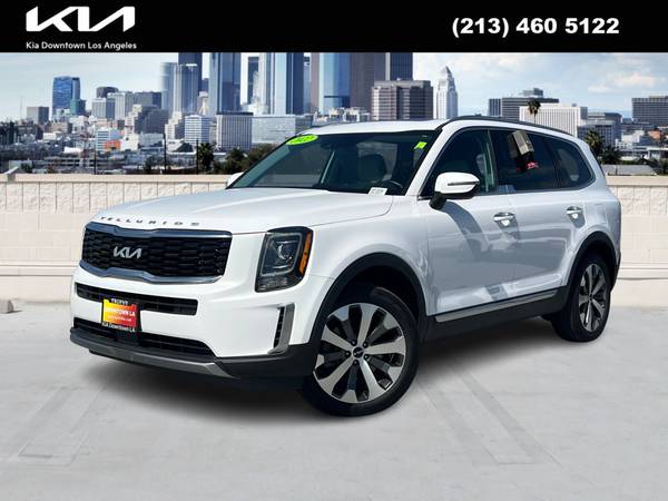 Kia Telluride with VIN: 5XYP64HC7NG266149