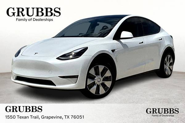 Tesla Model Y with VIN: 7SAYGDEEXRA221291