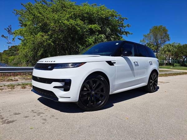 Land Rover Range Rover Sport with VIN: SAL1L9E98SA464909