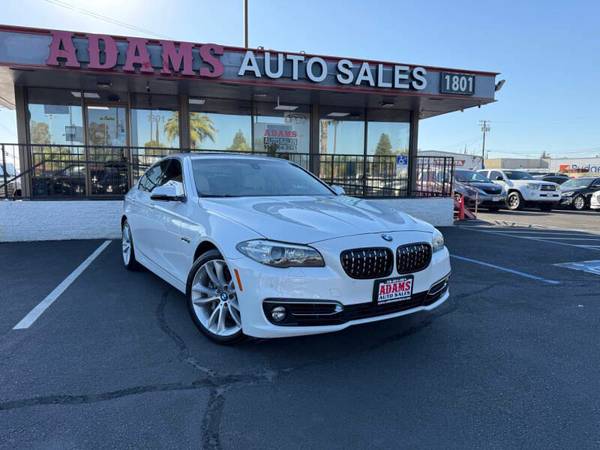 BMW 5 Series with VIN: WBA5B1C51GG553591