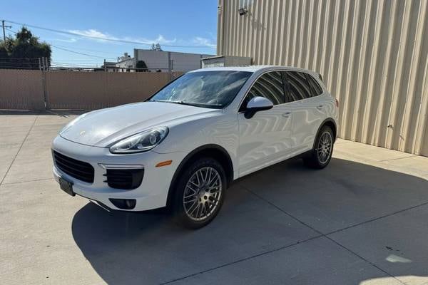 2016 Porsche Cayenne Base