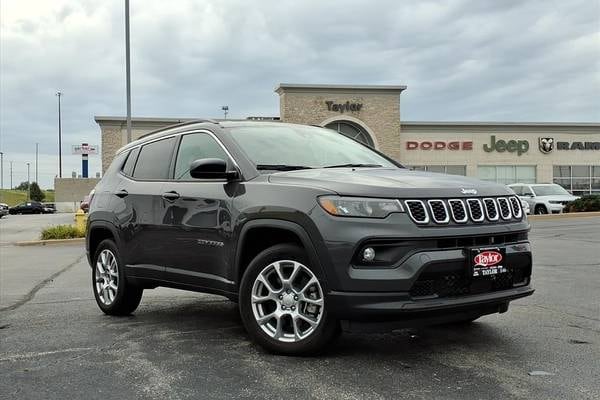 2024 Jeep Compass Latitude Lux