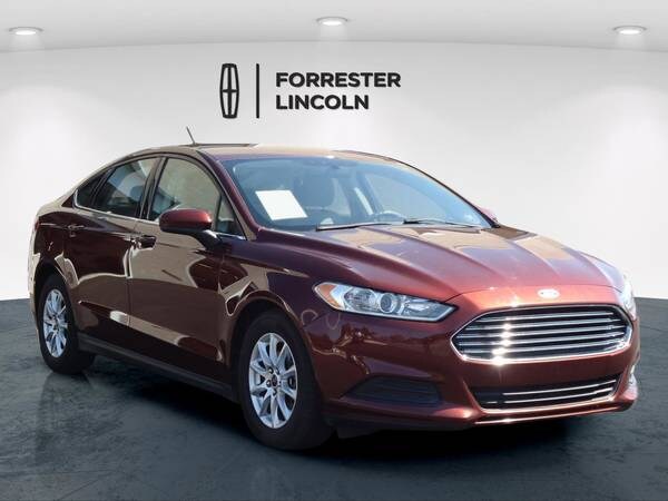 Ford Fusion with VIN: 3FA6P0G71FR275478