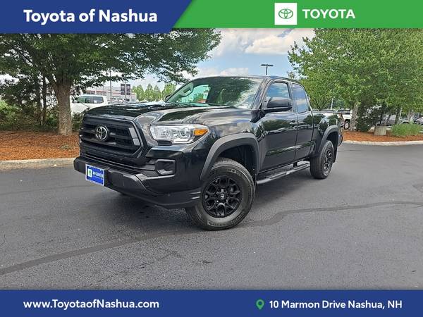 Toyota Tacoma with VIN: 3TYSZ5AN3NT082675