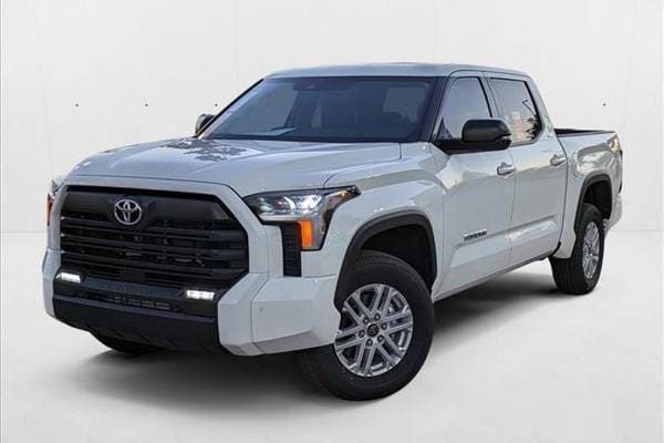 2024 Toyota Tundra SR5 CrewMax
