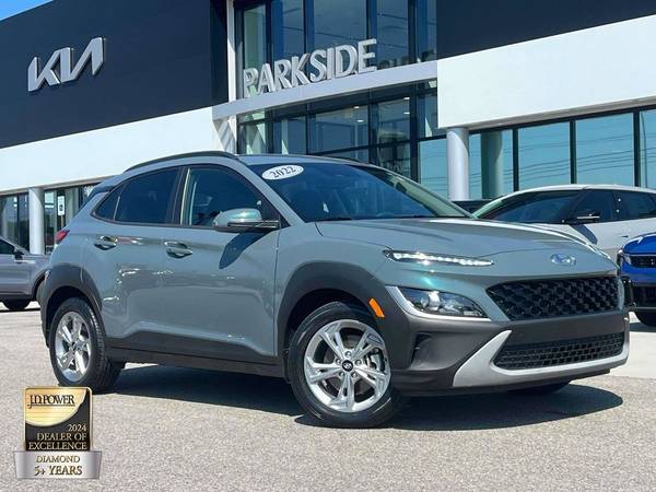 Hyundai Kona with VIN: KM8K6CAB8NU838412
