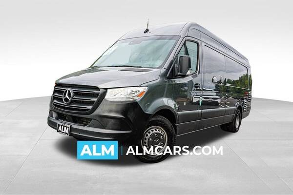 2022 Mercedes-Benz Sprinter 4500 170" WB Crew Diesel