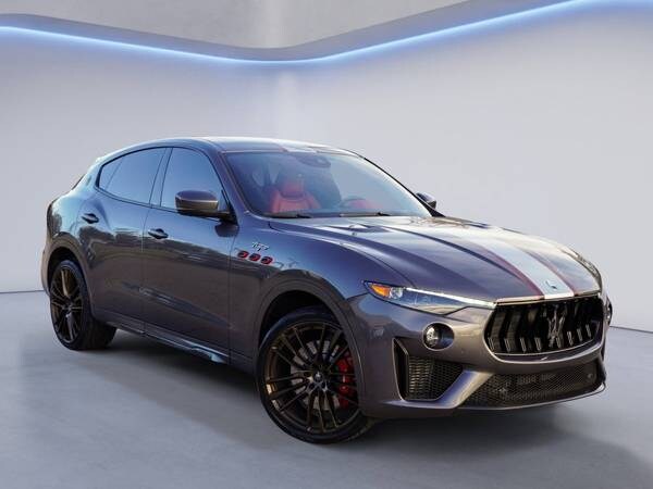 Maserati Levante with VIN: ZN661ZUT7NX402790