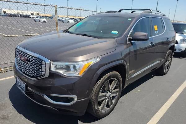 2017 GMC Acadia Denali