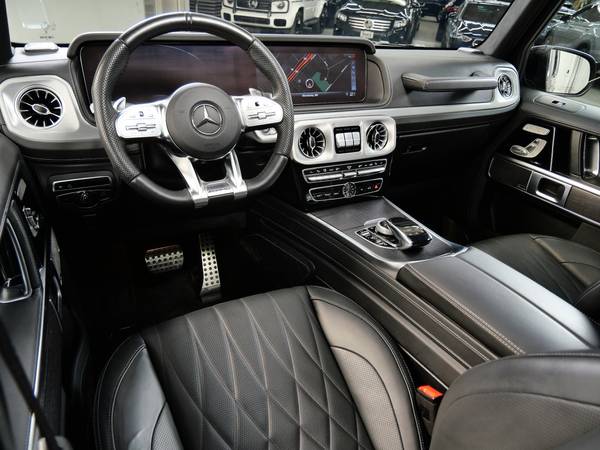 Mercedes-Benz G-Class with VIN: WDCYC7HJ1KX326023