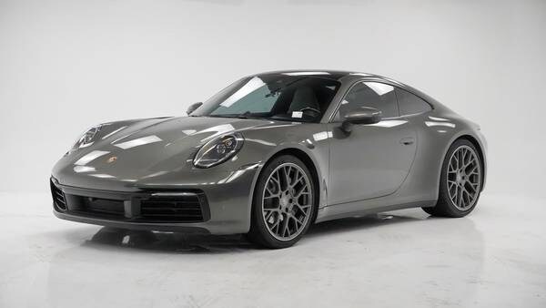 Porsche 911 with VIN: WP0AA2A99MS206941