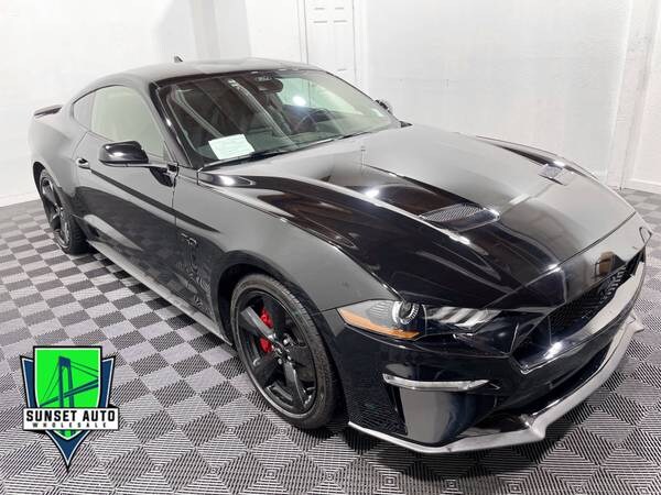 Ford Mustang with VIN: 1FA6P8CF0M5100361