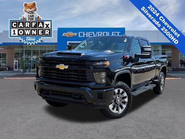 Chevrolet Silverado 2500HD with VIN: 2GC4YME71R1120365