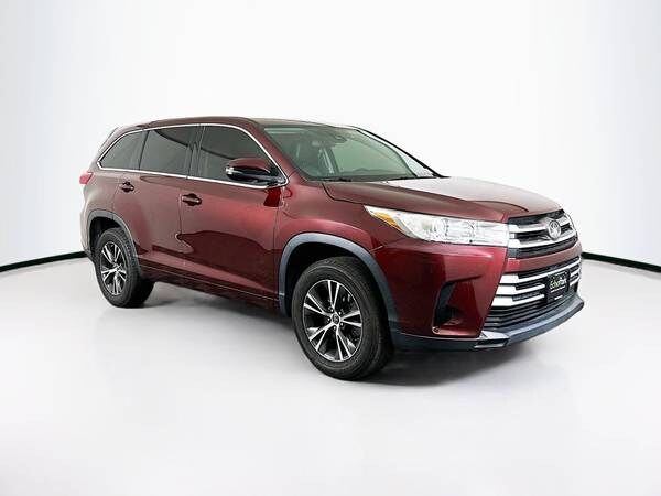 Toyota Highlander with VIN: 5TDZZRFH8HS216427