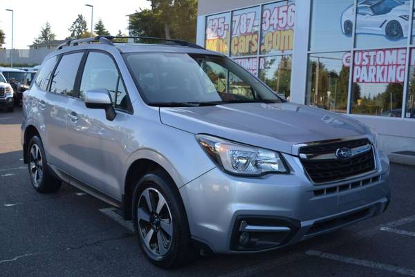 Subaru Forester with VIN: JF2SJAGC6JH600683