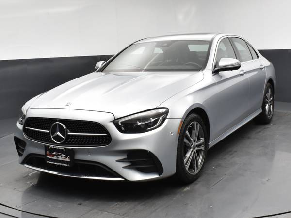 Mercedes-Benz E-Class with VIN: W1KZF8EB8NB045333