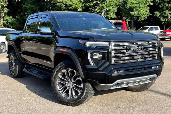 2023 GMC Canyon Denali  Crew Cab