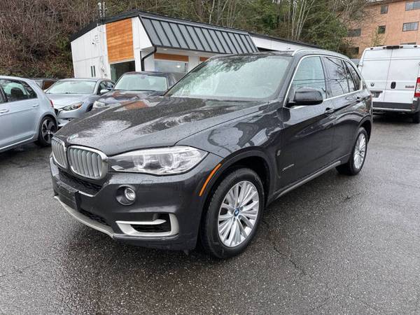 BMW X5 with VIN: 5UXKT0C34H0S81431