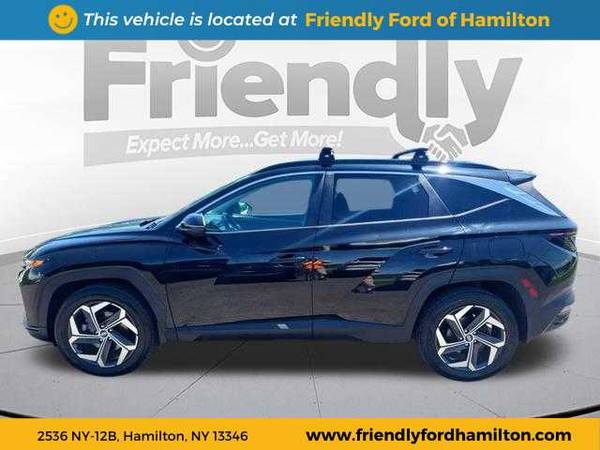 Hyundai Tucson with VIN: KM8JFCA17NU081361