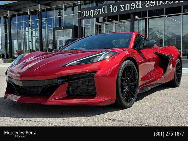Chevrolet Corvette with VIN: 1G1YF3D30R5604275