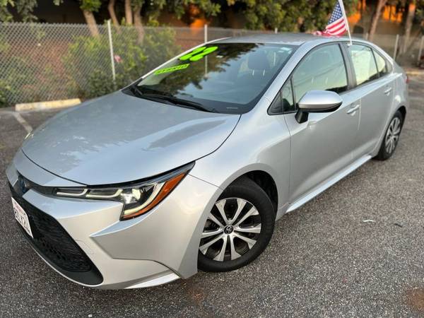 Toyota Corolla Hybrid with VIN: JTDEAMDE2NJ043725