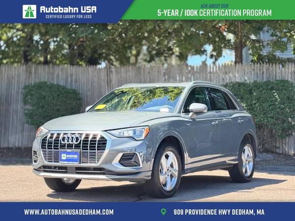Audi Q3 with VIN: WA1AUCF37N1002285