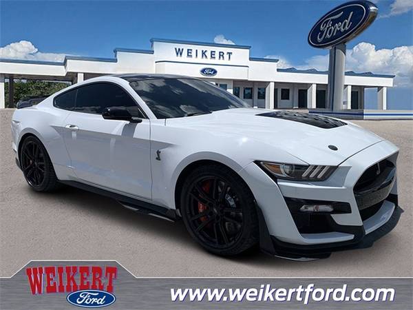 Ford Shelby GT500 with VIN: 1FA6P8SJ0N5501853