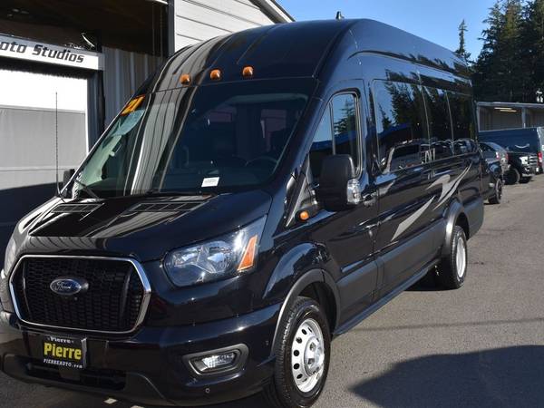 Ford Transit Passenger Van with VIN: 1FBVU4XG1MKA06571