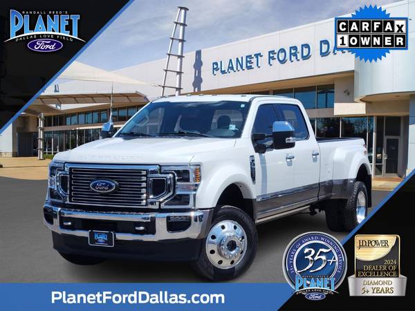 Ford F-450 Super Duty with VIN: 1FT8W4DT0NED04338