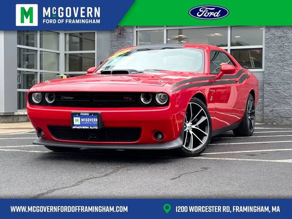 Dodge Challenger with VIN: 2C3CDZFJ0GH271463