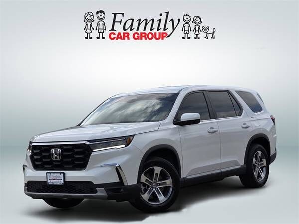Honda Pilot with VIN: 5FNYG2H42PB008338