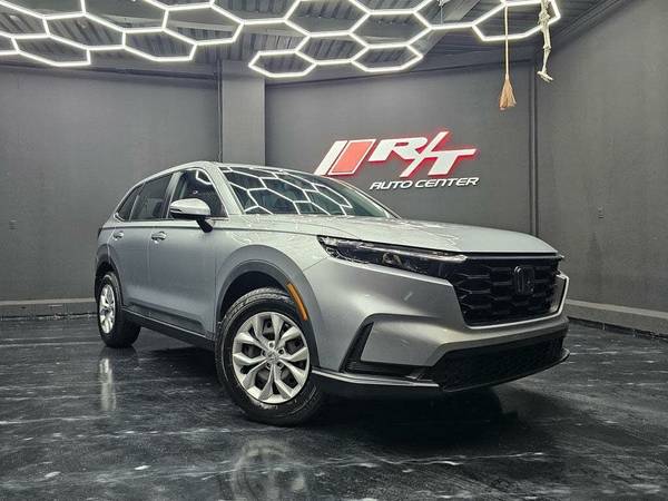 Honda CR-V with VIN: 7FARS4H23PE019494