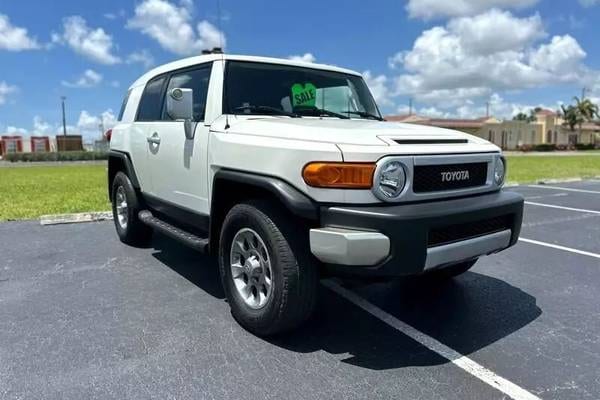 2011 Toyota FJ Cruiser Base