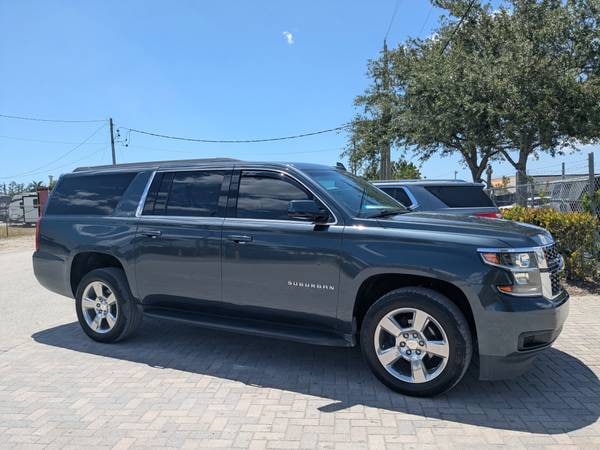 Chevrolet Suburban with VIN: 1GNSCHKC2LR109265