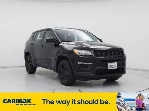 Jeep Compass with VIN: 3C4NJDAB5LT208893