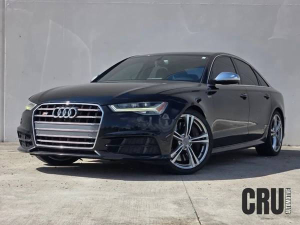 Audi S6 with VIN: WAUFFAFC1JN028973
