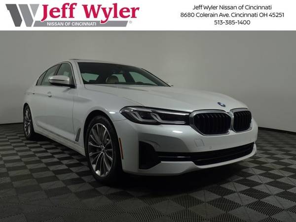 BMW 5 Series with VIN: WBA13BJ04NCJ68765
