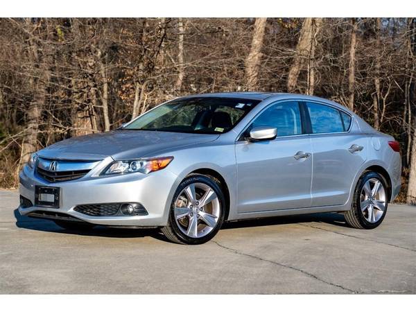 Acura ILX with VIN: 19VDE1F52EE005915
