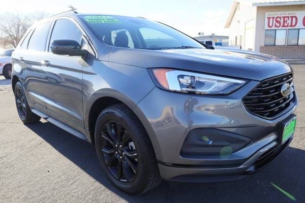 Certified 2023 Ford Edge SE