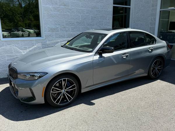 BMW 3 Series with VIN: 3MW89FF04P8C83972