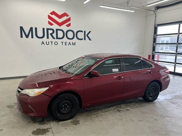 Toyota Camry with VIN: 4T1BF1FKXGU557423
