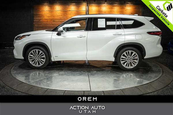 Toyota Highlander Hybrid with VIN: 5TDEBRCH8PS105852