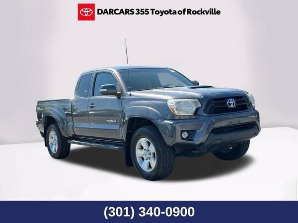 Toyota Tacoma with VIN: 5TFUU4EN0EX094865