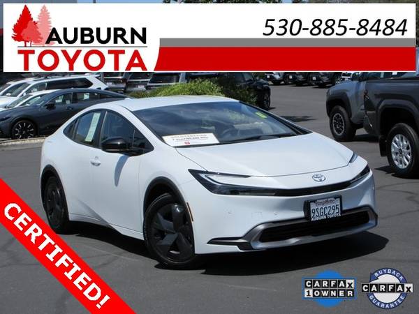 Toyota Prius Prime with VIN: JTDACACU1R3038669