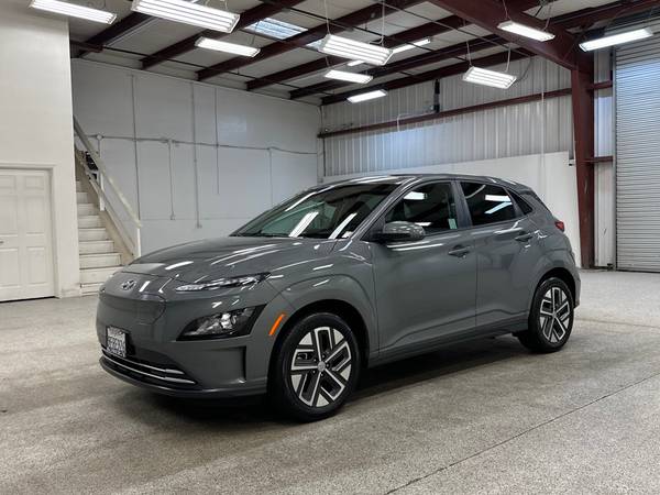 Hyundai Kona Electric with VIN: KM8K33AG8PU170179