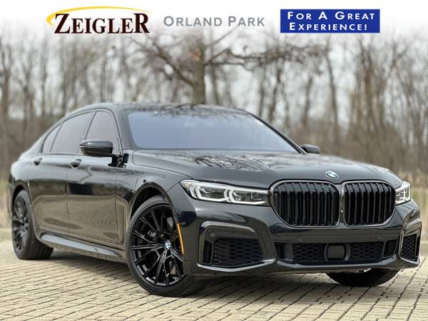 BMW 7 Series with VIN: WBA7U6C04NCH57233