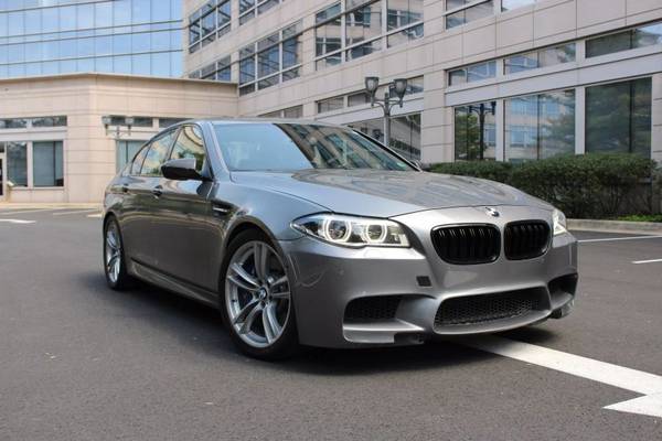BMW M5 with VIN: WBSFV9C52ED593215