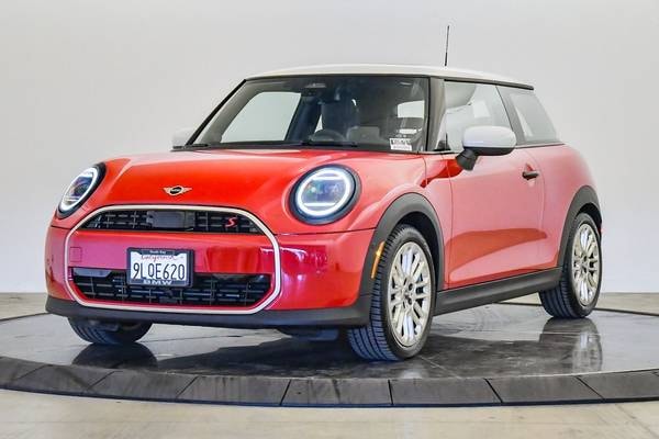 2025 MINI Hardtop 2 Door