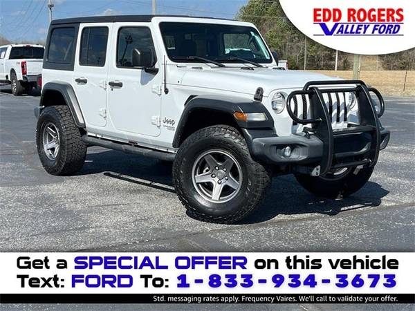 Jeep Wrangler with VIN: 1C4HJXDN2KW592726